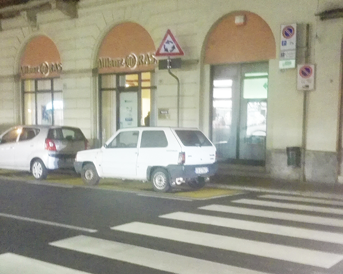 Passaggi pedonali a rischio per pedoni
