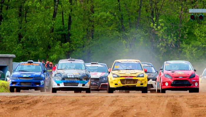 Graziano Rossi, il papà di “Vale”, tra i protagonisti del Campionato Italiano Rally Cross