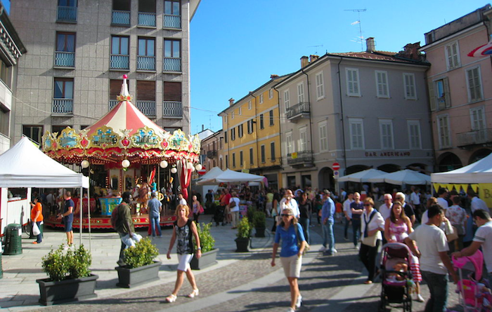Borgomanero: ordinanza consente la proroga dell'orario di apertura degli esercizi pubblici in occasione della Festa dell'Uva