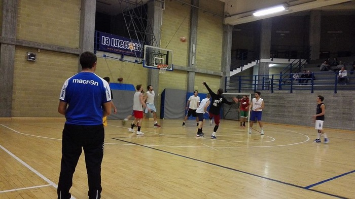 Al via il campionato di Promozione di basket. La Lucciola affronta Borgomanero