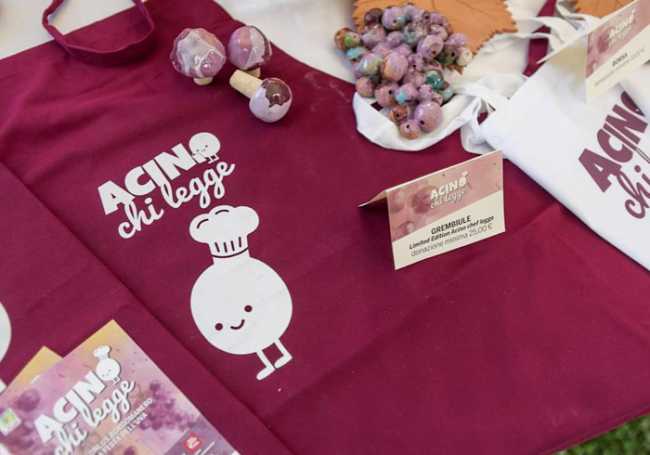 Acini chi Legge Anfass