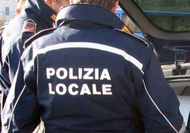 Agenti municipale