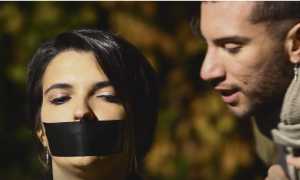 Un frame del video di Andrea Drew Arrigoni