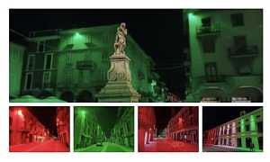 borgo luci colorate accese