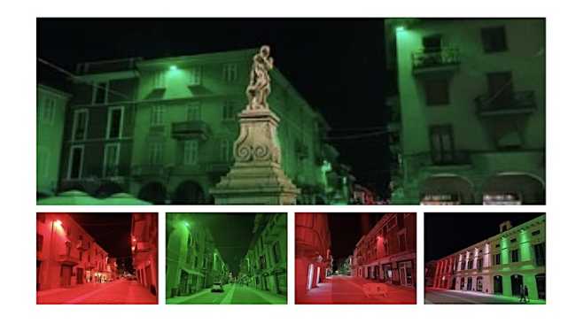 borgo luci colorate accese