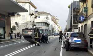 borgomanero incidente auto