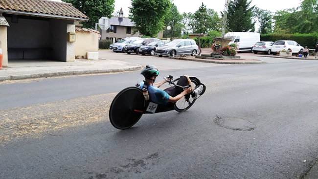 d8f5f5cec29a21d0413c8fc49366ef71c7fea07a6471f549b26ebaef330a7ac2