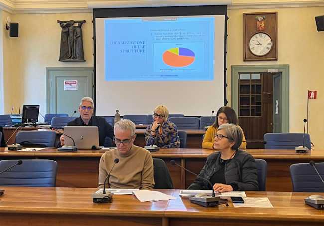 flussi turismo novara