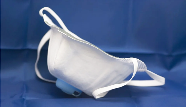 mascherina sfondo blu covid