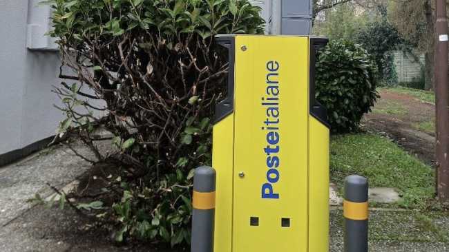 poste colonnina ricarica giu 25