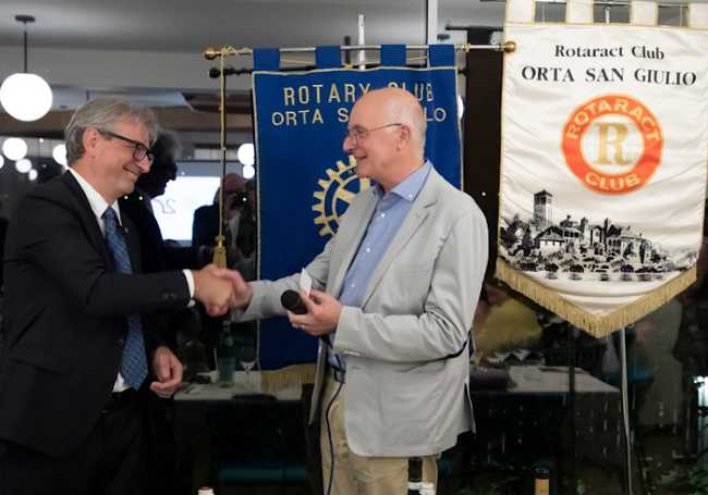 rotary Orta consegna Mamre