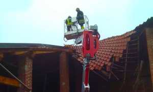 tetto crollo vigili fuoco OK sizzano